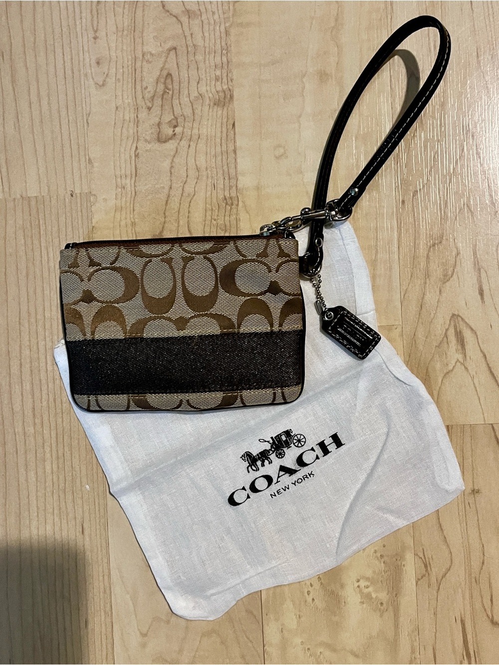 Coach Signature Canvas Brown Wristlet Coin Pouch w/ Dust Bag NWOT